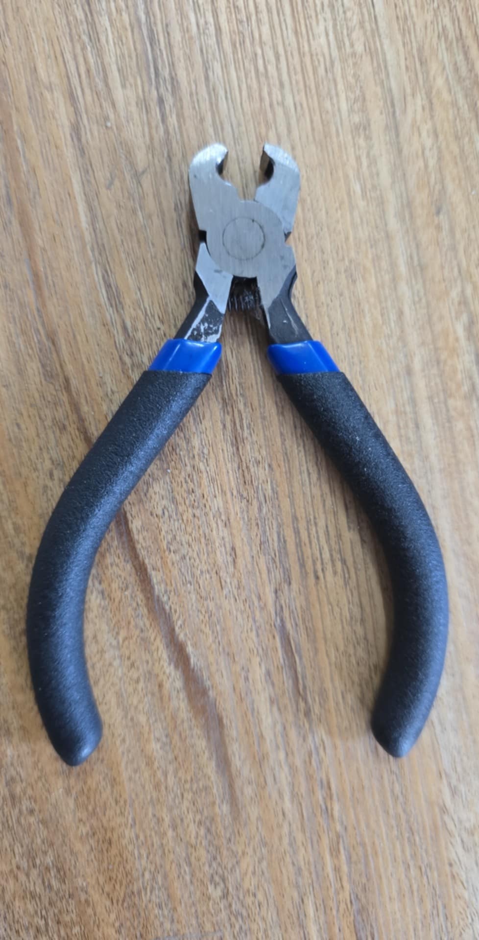 Nocking pliers